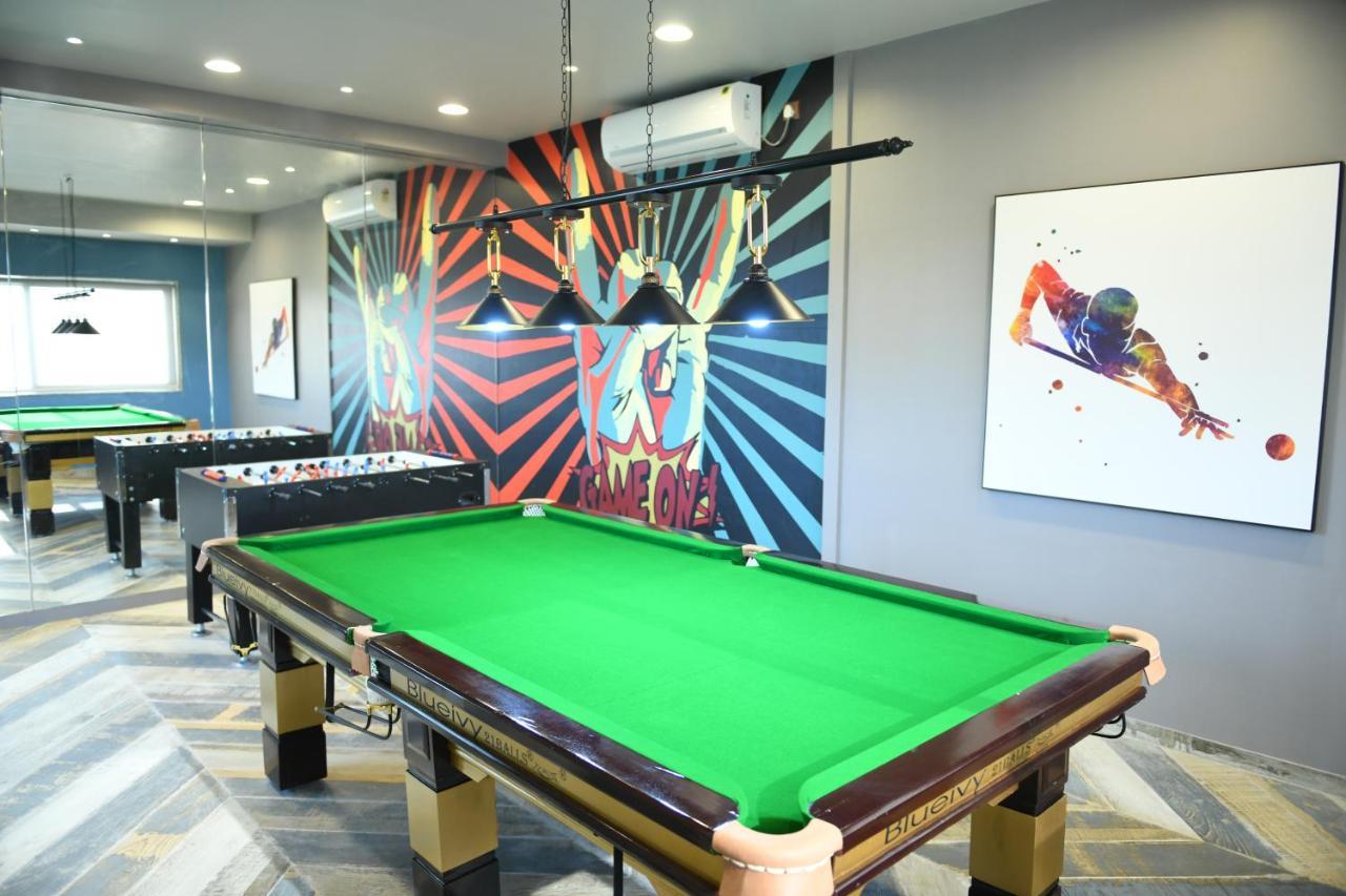 Hotel Blueivy Ānand Kültér fotó